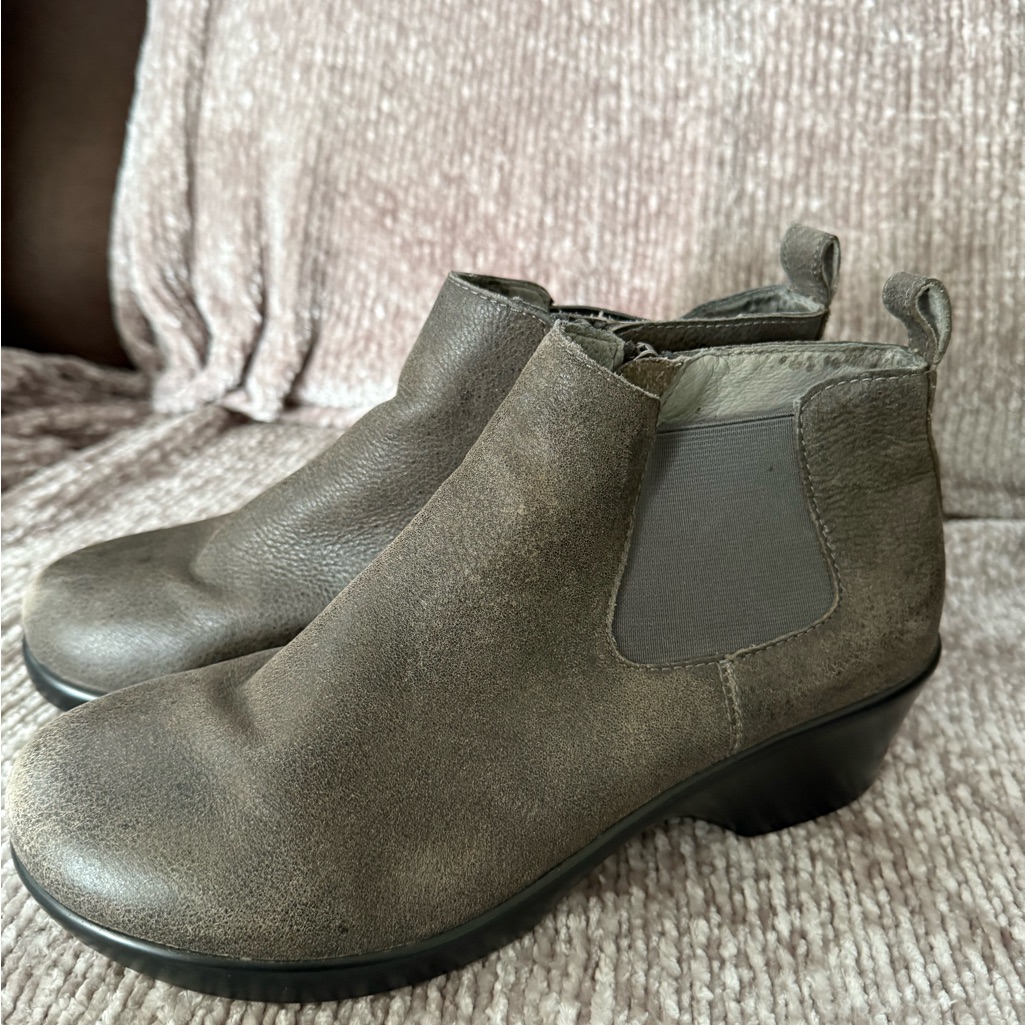 Alegria Pg Lite Boots Womens 10 Ever Stonewall Chelsea Gray Leather Eve-603 (A) — image 2 of 7